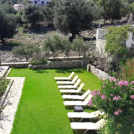 Makis Village-apartments