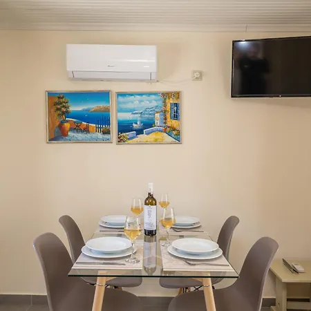 Makis Village-apartments Apartamento Agia Efimia