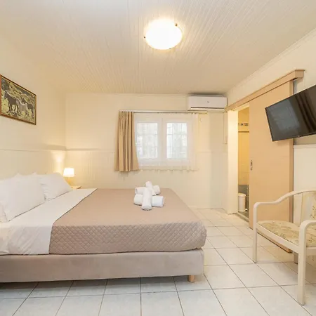 Makis Village-apartments * Agia Efimia