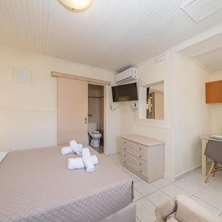 Makis Village-apartments Apartamento