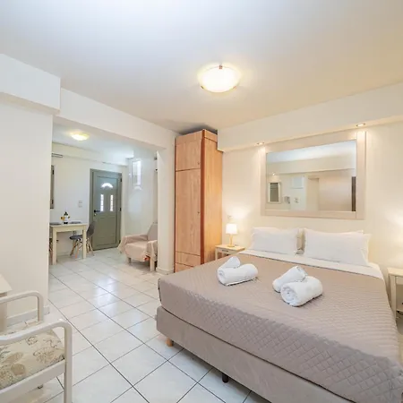 Makis Village-apartments * Agia Efimia