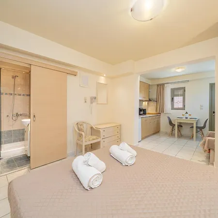 Makis Village-apartments Agia Efimia