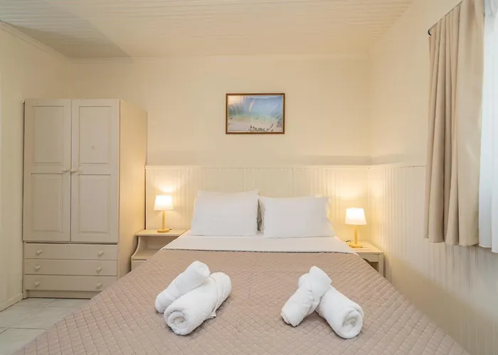 Апартаменты Makis Village-apartments