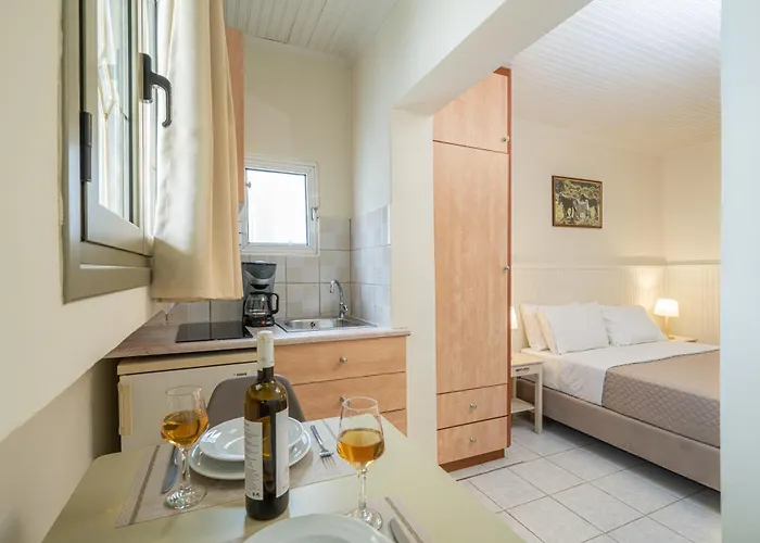 Апартаменты Makis Village-apartments *