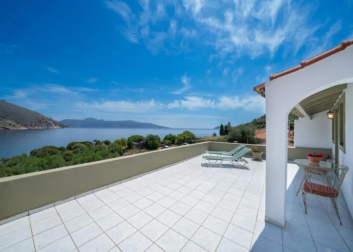 Апартаменты Makis Village-apartments
