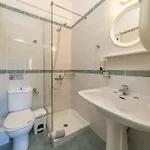 Makis Village-apartments شقة