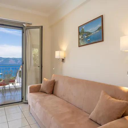 Makis Village-apartments Agia Efimia