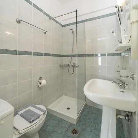 Makis Village-apartments Apartamento Agia Efimia