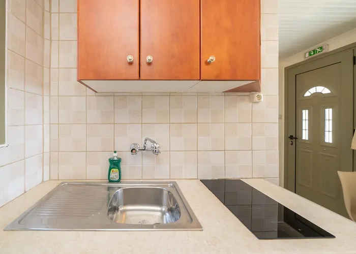 Makis Village-apartments *