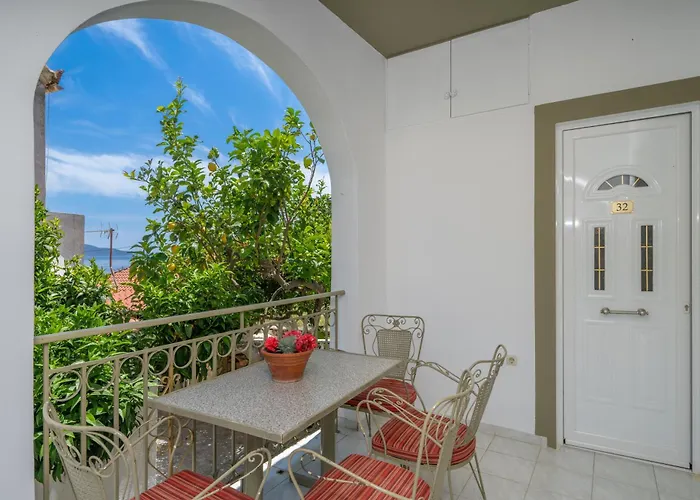 Makis Village-apartments