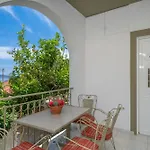 Makis Village-apartments
