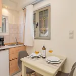 Makis Village-apartments *