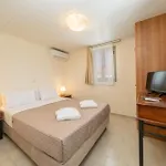 Διαμέρισμα Makis Village-apartments Αγία Ευφημία
