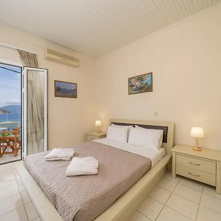 Makis Village-apartments Appartamento