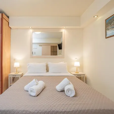 Makis Village-apartments Agia Efimia