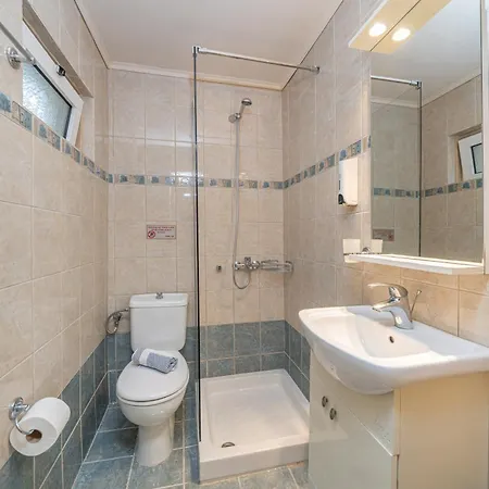 Makis Village-apartments *
