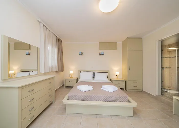 Makis Village-apartments