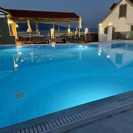 Daire Makis Village-apartments Agia Efimia
