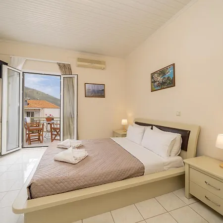 شقة Makis Village-apartments *