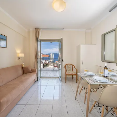 شقة Makis Village-apartments *