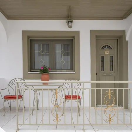 شقة Makis Village-apartments *